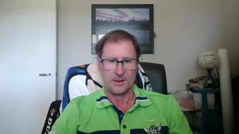 Snapshot of gatsby2025 chatting on October 16, 5:30 am gatsby2025 online show from October 16, 5:30 am