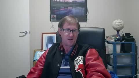 Snapshot of gatsby2025 chatting on November 9, 2:04 pm gatsby2025 online show from November 9, 2:04 pm