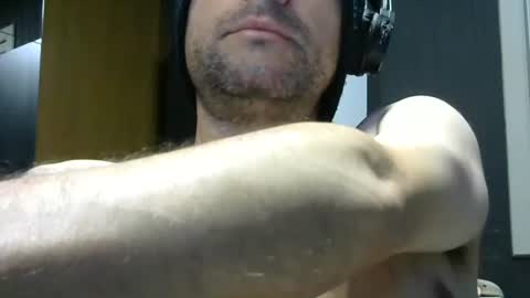 Snapshot of gauchors21 chatting on December 21, 10:17 am gauchors21 online show from December 21, 10:17 am