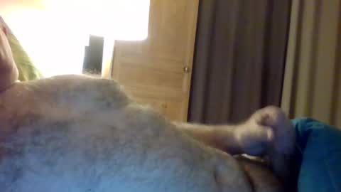 Snapshot of gay27400 chatting on January 3, 1:16 am Gay38 online show from January 3, 1:16 am