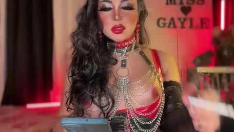 Snapshot of gaylecious chatting on November 26, 1:12 pm gayle online show from November 26, 1:12 pm