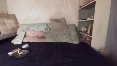 gayrobbin online show from November 11, 10:37 am