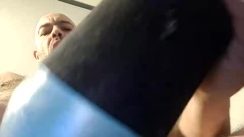 Snapshot of gazg1984 chatting on January 19, 11:21 pm gazg1984 online show from January 19, 11:21 pm