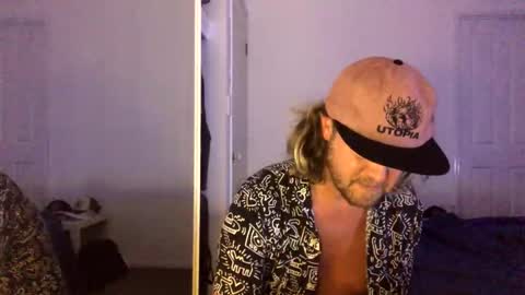 gcsurfer81 online show from February 25, 10:03 am