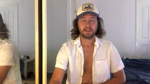 gcsurfer81 online show from March 22, 4:05 am