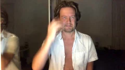 gcsurfer81 online show from March 28, 9:20 am