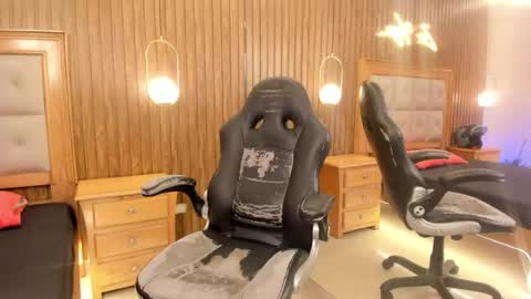 Snapshot of gean_mclovin chatting on May 1, 7:29 pm Gean Mclovin online show from May 1, 7:29 pm