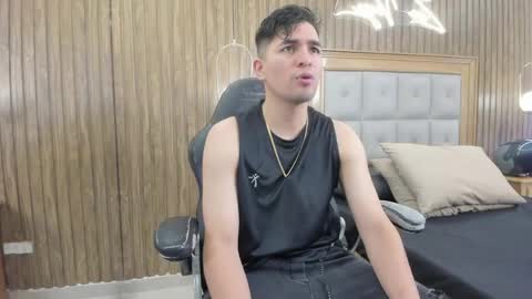 Snapshot of gean_mclovin chatting on May 12, 7:00 pm Gean Mclovin online show from May 12, 7:00 pm