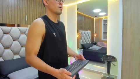 Snapshot of gean_mclovin chatting on May 19, 7:09 pm Gean Mclovin online show from May 19, 7:09 pm
