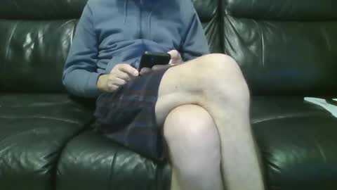 Snapshot of geeezer64 chatting on January 20, 2:11 am geeezer64 online show from January 20, 2:11 am