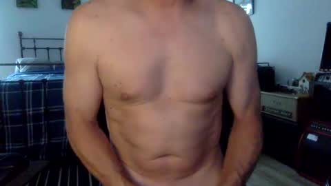 Snapshot of geetarluvver chatting on December 14, 6:41 pm geetarluvver online show from December 14, 6:41 pm