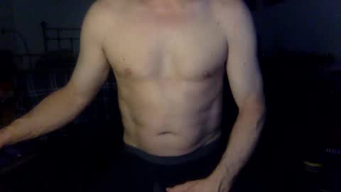 Snapshot of geetarluvver chatting on February 9, 1:55 am geetarluvver online show from February 9, 1:55 am