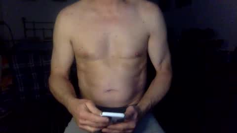 Snapshot of geetarluvver chatting on February 22, 4:29 am geetarluvver online show from February 22, 4:29 am