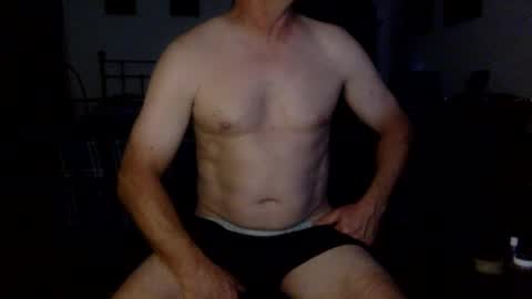 Snapshot of geetarluvver chatting on September 13, 2:00 am geetarluvver online show from September 13, 2:00 am