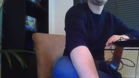 Snapshot of geiljongetje1991 chatting on December 17, 10:01 am geiljongetje1991 online show from December 17, 10:01 am