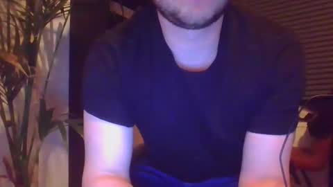 Snapshot of geiljongetje1991 chatting on January 17, 8:44 pm geiljongetje1991 online show from January 17, 8:44 pm