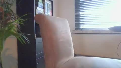 Snapshot of geiljongetje1991 chatting on January 6, 9:35 am geiljongetje1991 online show from January 6, 9:35 am