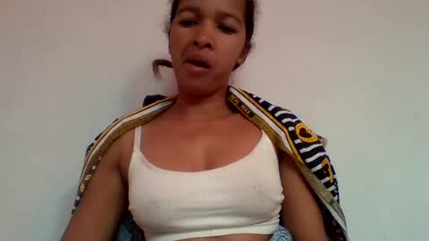 Snapshot of gelmene chatting on June 24, 4:00 am gelmene online show from June 24, 4:00 am