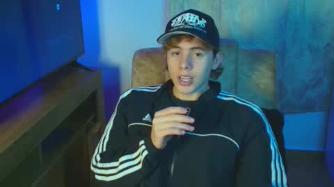 Snapshot of gemdominus chatting on February 11, 2:16 am Gem Dominus online show from February 11, 2:16 am