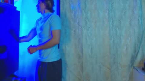 Snapshot of gemdominus chatting on February 22, 9:13 pm Gem Dominus online show from February 22, 9:13 pm