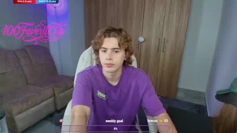 Snapshot of gemdominus chatting on May 24, 1:38 pm Gem Dominus online show from May 24, 1:38 pm
