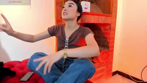 Snapshot of gemma_saenz chatting on February 27, 2:28 pm gemma_saenz online show from February 27, 2:28 pm