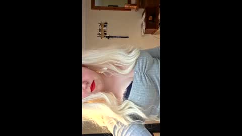 gemmaquinzel online show from November 26, 2:29 pm