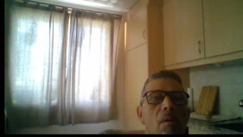 Snapshot of gen3841 chatting on June 1, 5:03 pm Gen online show from June 1, 5:03 pm