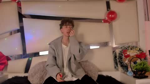 genesis_js online show from December 23, 3:48 am