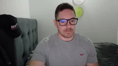 genesis_wb online show from February 25, 2:43 am