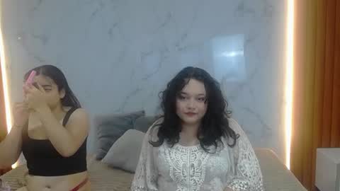 Snapshot of genesis_y_moon chatting on July 14, 12:22 pm genesis_y_moon online show from July 14, 12:22 pm