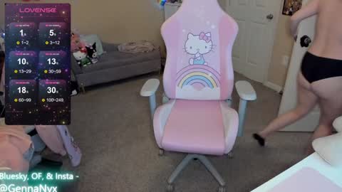 Genna Nyx online show from December 4, 8:01 am