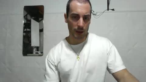 Snapshot of genraro69 chatting on April 12, 5:12 am Genaro online show from April 12, 5:12 am