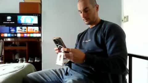 Snapshot of genraro69 chatting on July 4, 6:58 pm Genaro online show from July 4, 6:58 pm