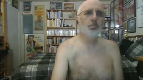 Steve online show from October 22, 8:36 am