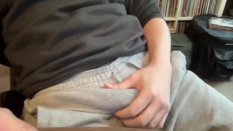 Snapshot of gentle_stranger chatting on January 17, 2:07 pm Gentle Stranger online show from January 17, 2:07 pm