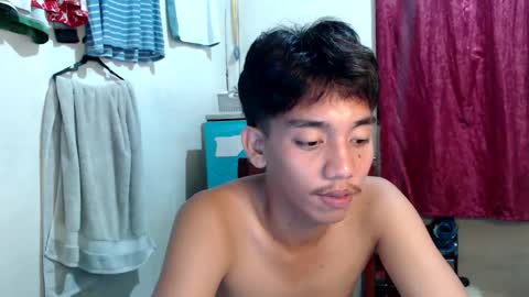 Rayl online show from February 7, 4:11 pm