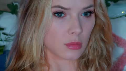 GentleRossi online show from May 6, 6:24 pm