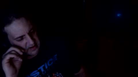 Snapshot of geoffbmn chatting on April 26, 3:59 am geoffbmn online show from April 26, 3:59 am