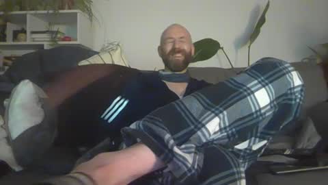 Snapshot of geon2xx chatting on September 18, 8:44 pm Geon online show from September 18, 8:44 pm