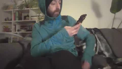 Snapshot of geon2xx chatting on October 29, 6:31 pm Geon online show from October 29, 6:31 pm