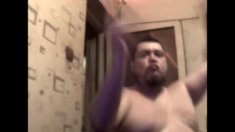 Snapshot of george84xxx chatting on June 10, 10:08 pm GeOOXXX online show from June 10, 10:08 pm