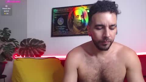 Snapshot of george_xmith chatting on June 29, 12:28 am george_xmith online show from June 29, 12:28 am
