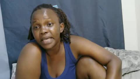 georgeous_kimberly online show from May 15, 7:10 pm