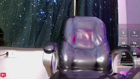 Snapshot of georgesmith_1 chatting on January 24, 9:39 am GEORGE online show from January 24, 9:39 am