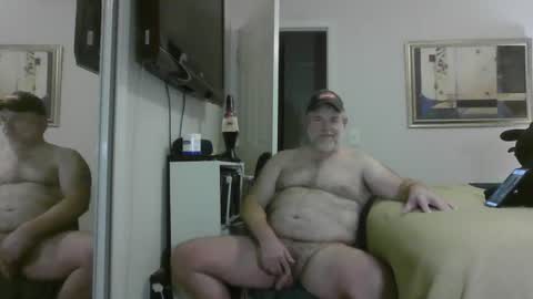 Snapshot of georgiagooner chatting on July 8, 3:00 am ProudGooner online show from July 8, 3:00 am