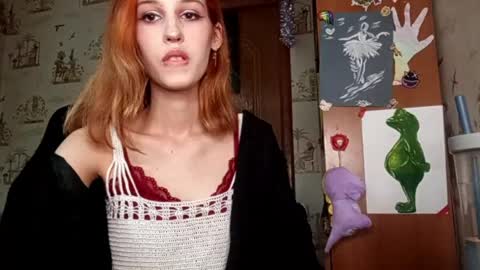 Ellie online show from April 30, 2:12 pm