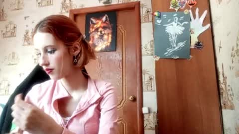 Ellie online show from June 6, 2:33 pm
