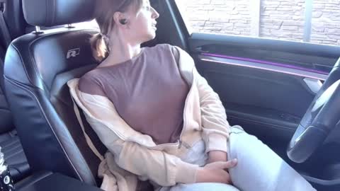 Snapshot of georgiapeachgirl chatting on March 29, 8:25 am Melissa online show from March 29, 8:25 am