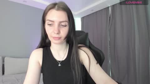 Snapshot of georginaroads chatting on February 8, 10:50 am GeorginaRoads online show from February 8, 10:50 am